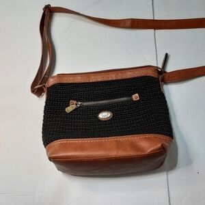 𝅺BORN Concept Crossbody bag